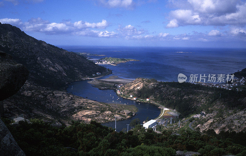 西班牙加利西亚海岸的埃扎罗和O Pindo的风景